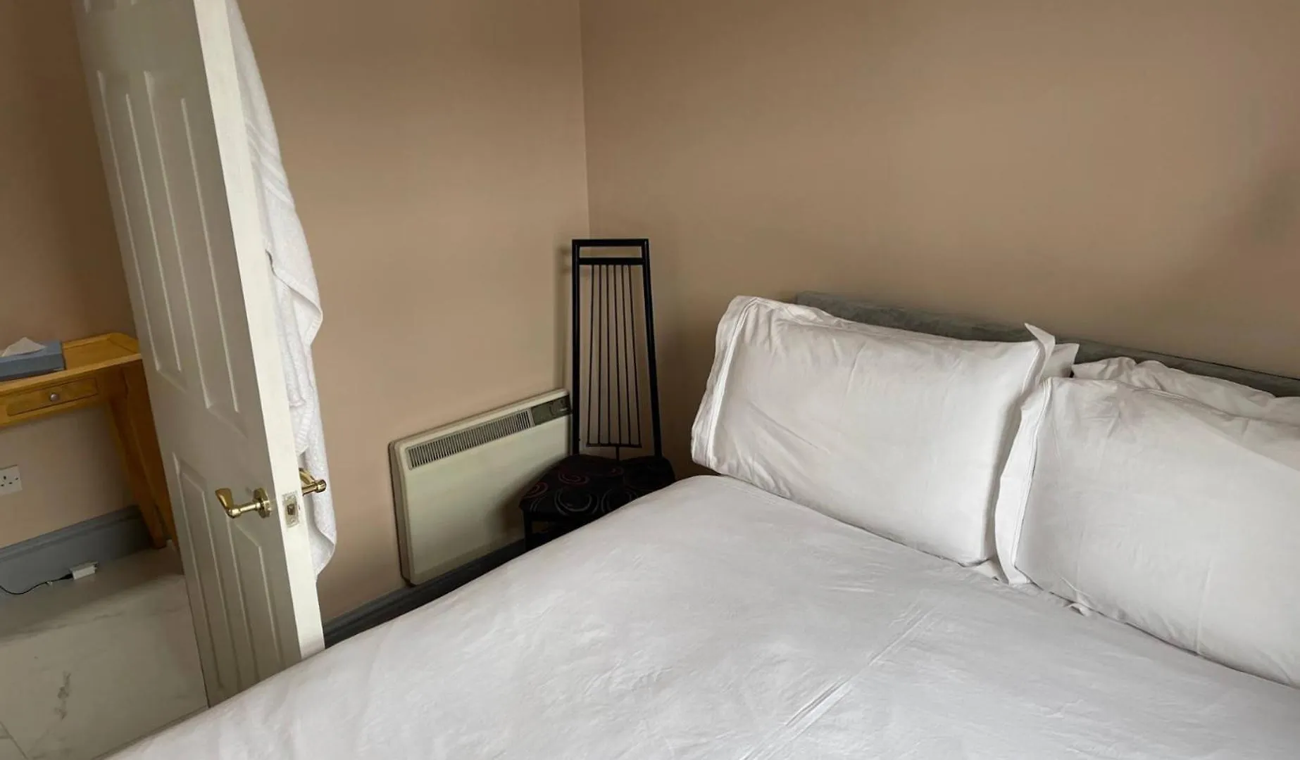 Apt Castle Street Dublin 0*,  Irsko