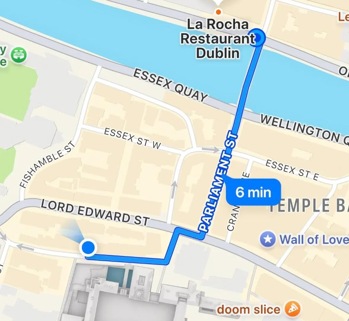 Apt Castle Street Dublin 0*,